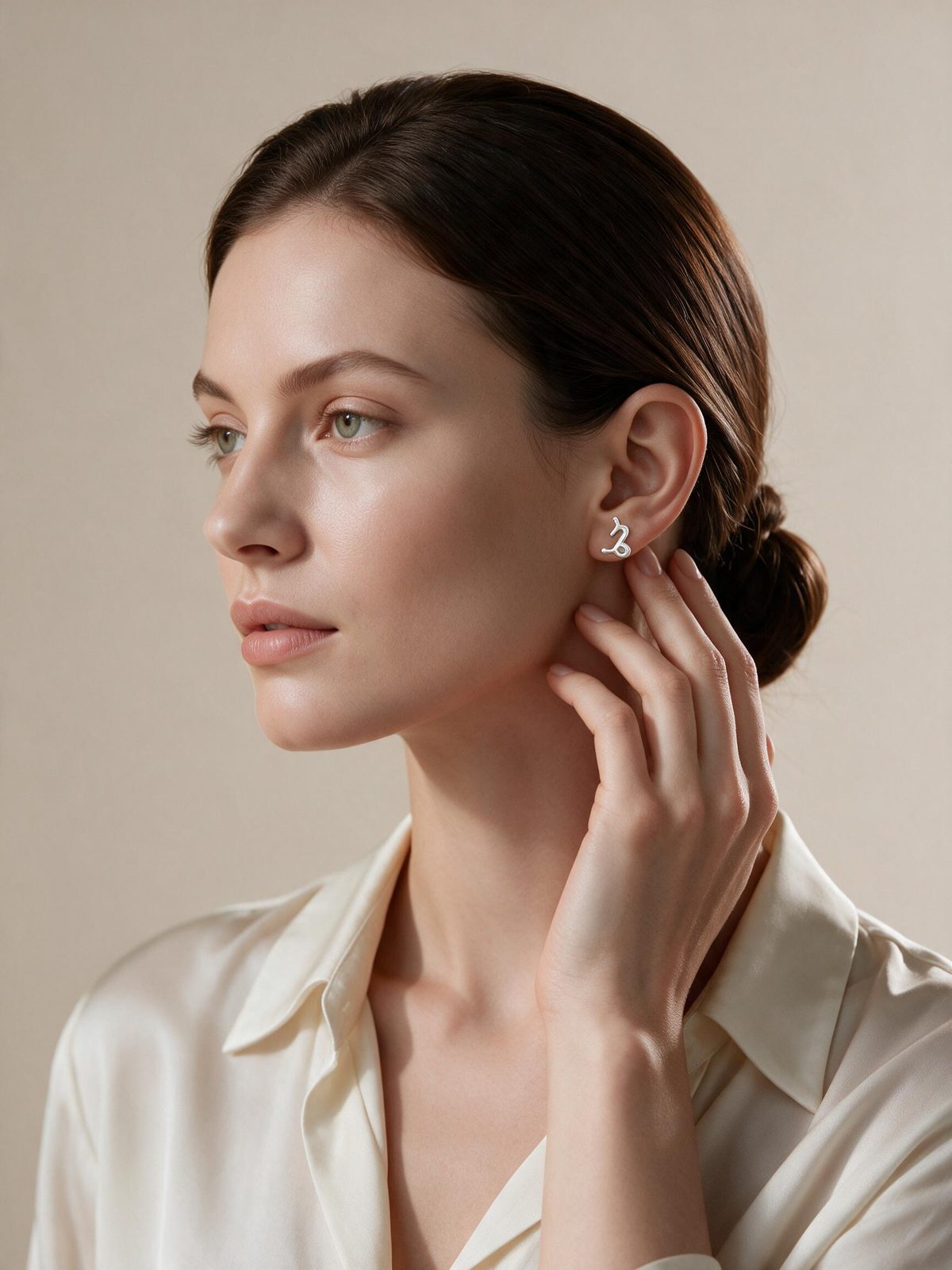Mini Deer Line Studs 6